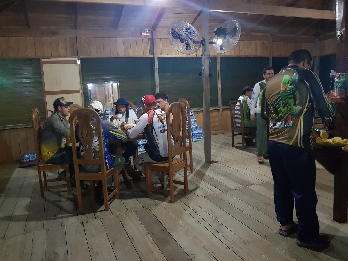 Amazon Arowana Lodge Careiro ภายนอก รูปภาพ